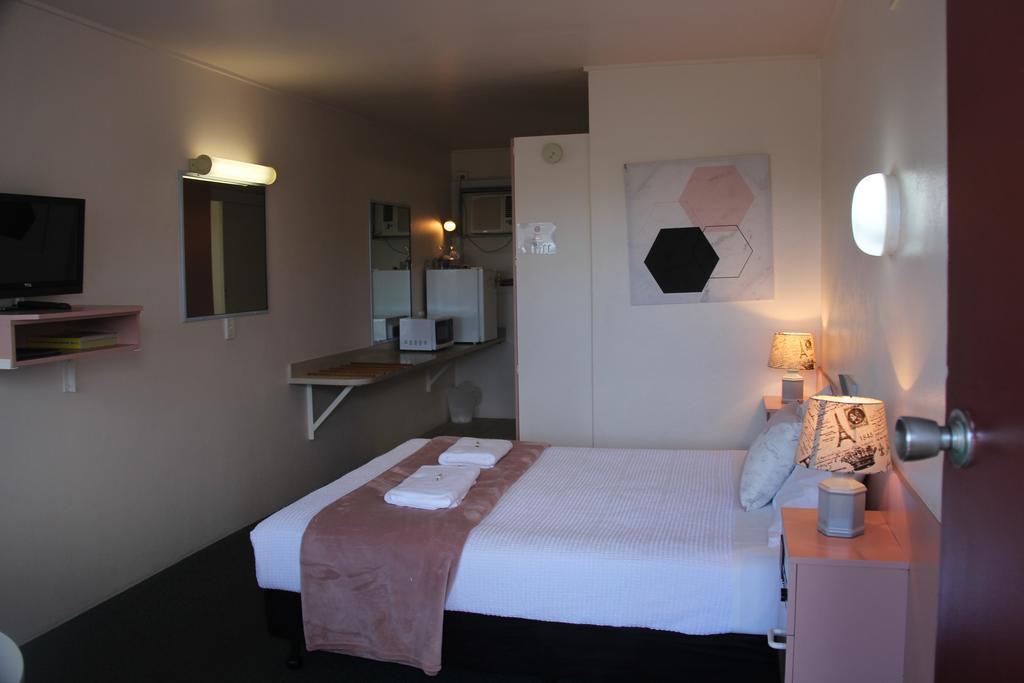 Caloundra Suncourt Motel Zewnętrze zdjęcie