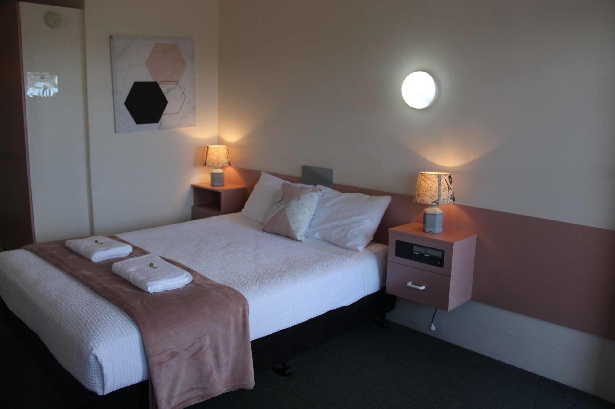 Caloundra Suncourt Motel Zewnętrze zdjęcie