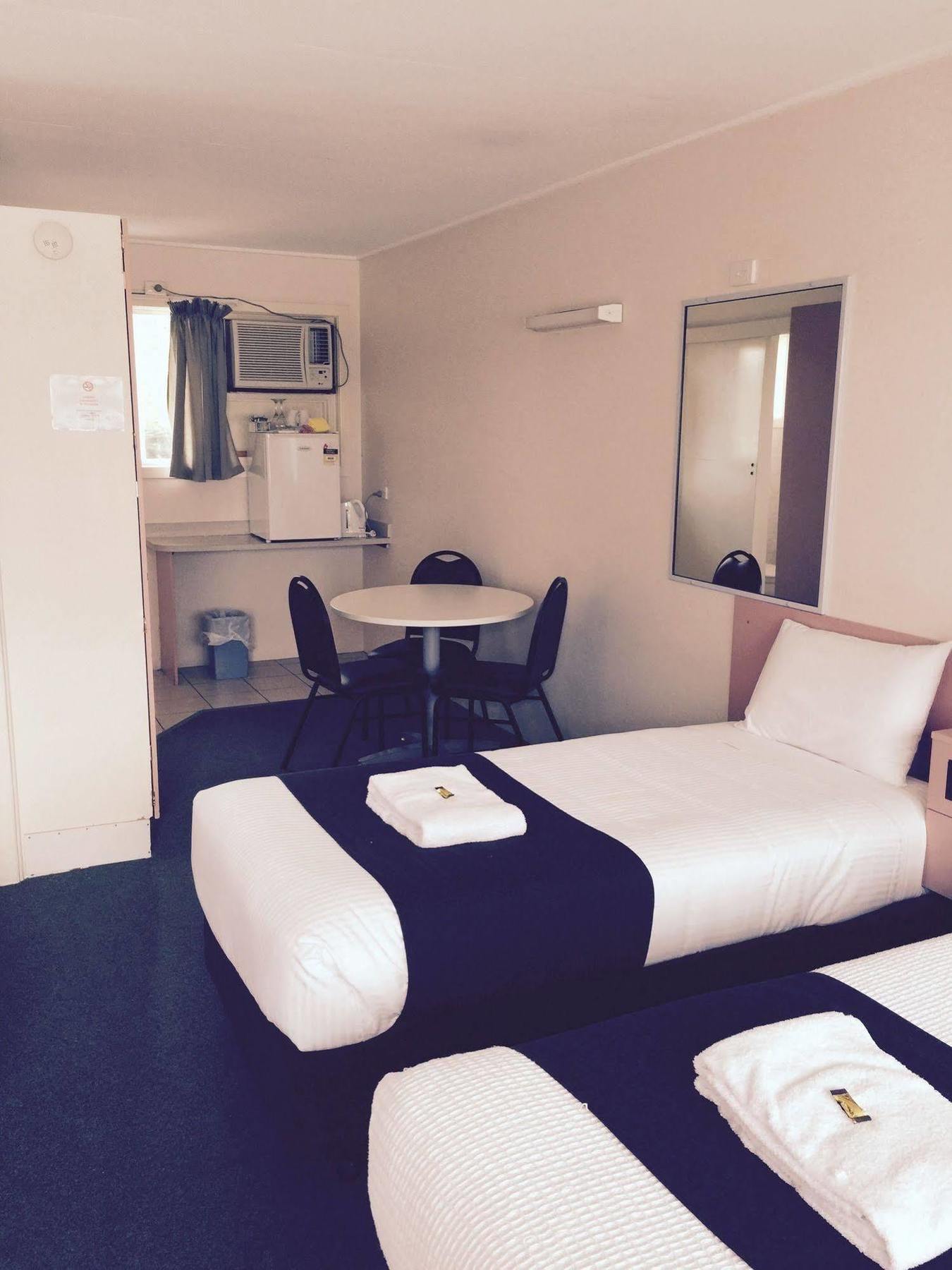 Caloundra Suncourt Motel Zewnętrze zdjęcie